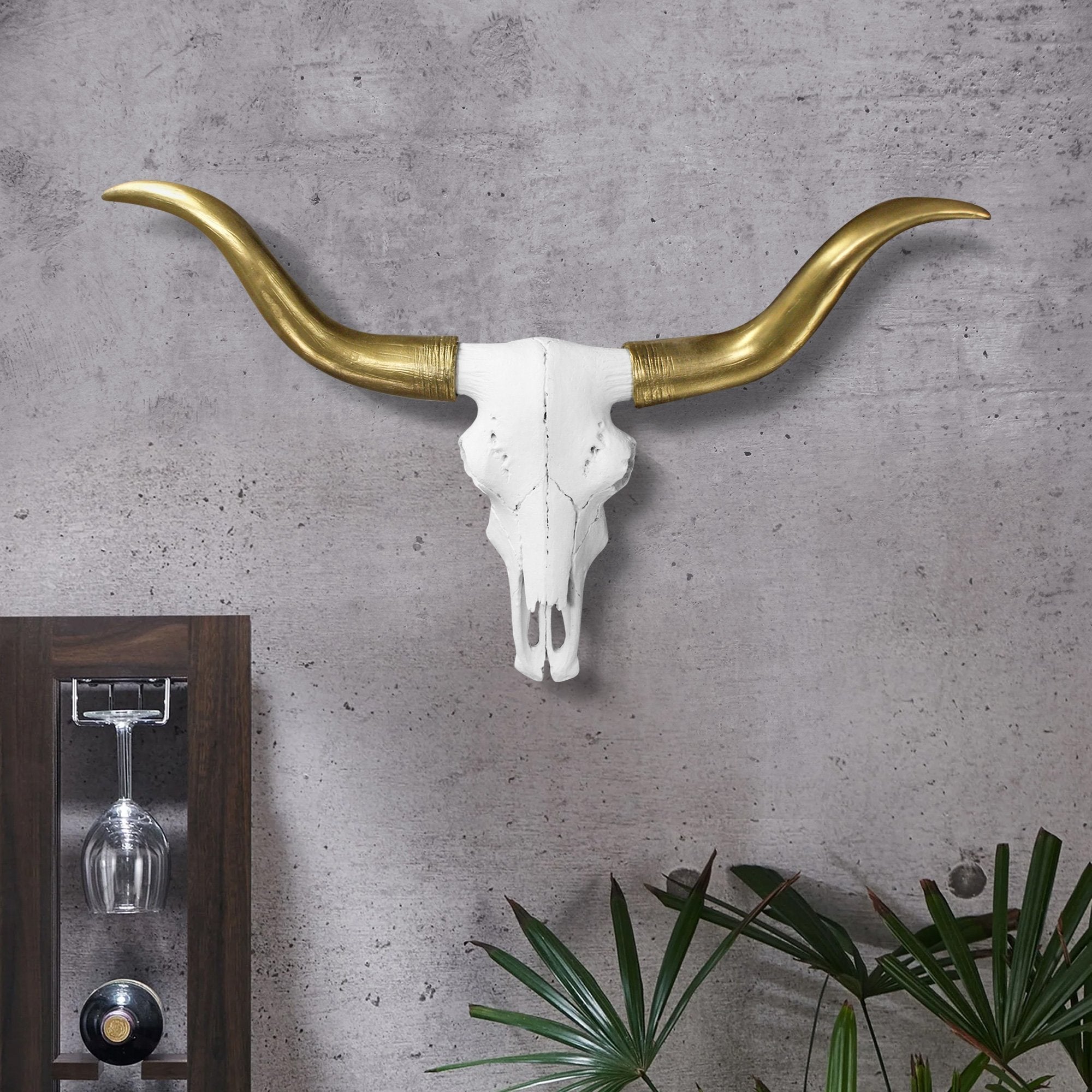 Weiß + Gold Mini Faux Longhorn Skull, 20'